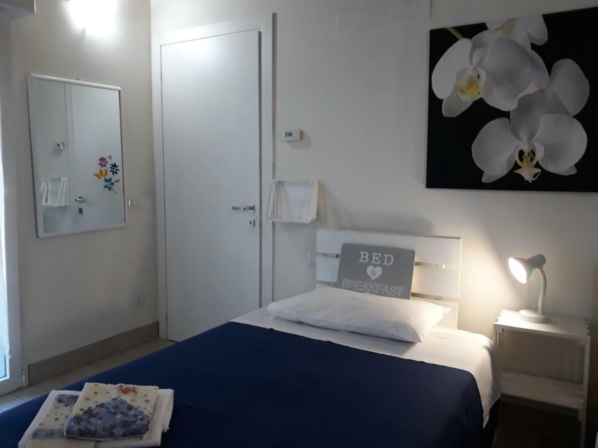 La Casa Di Emma Bed & Breakfast Rozzano Ngoại thất bức ảnh